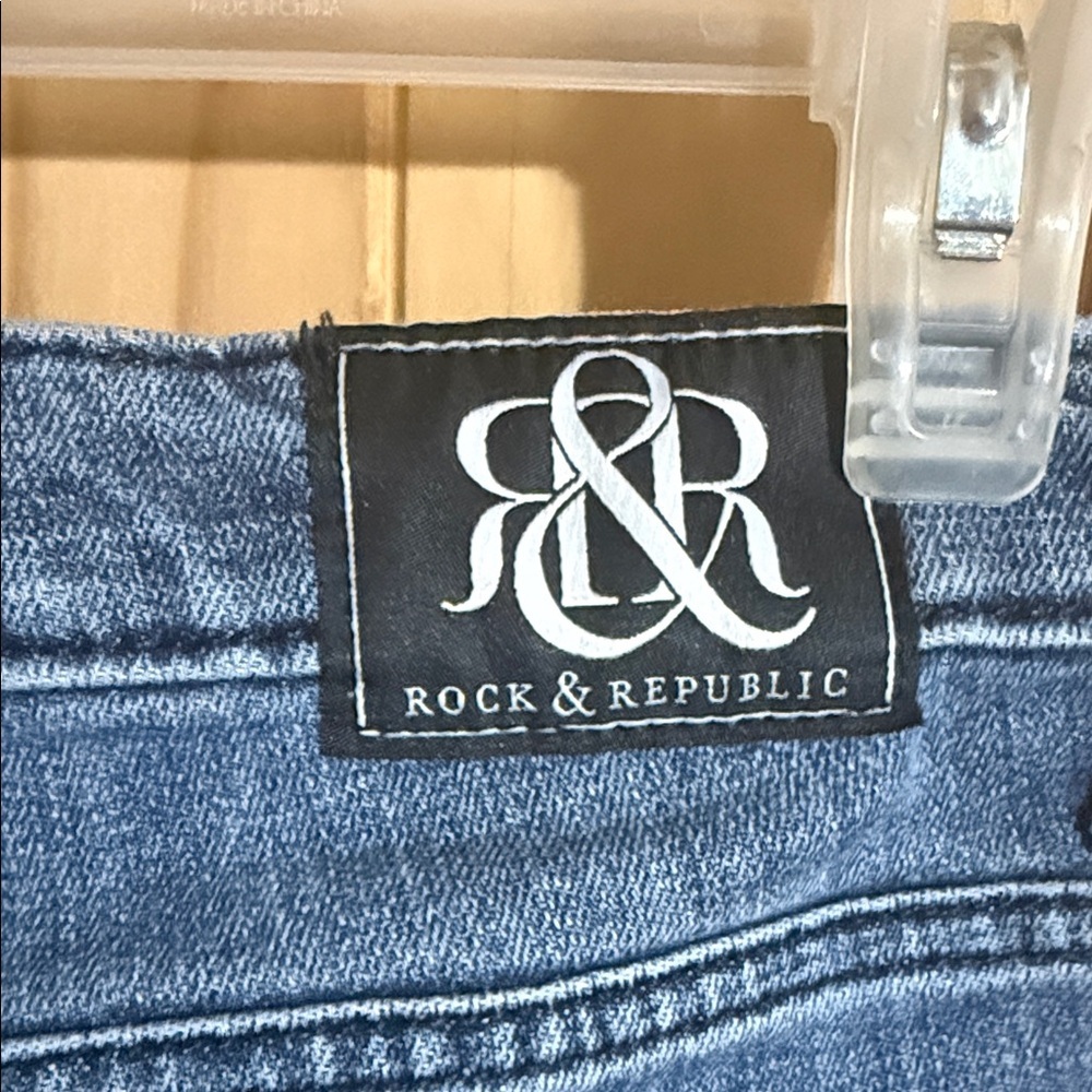 Women’s Rock & Republic Blue Boot Cut Jeans - Picture 4 of 6